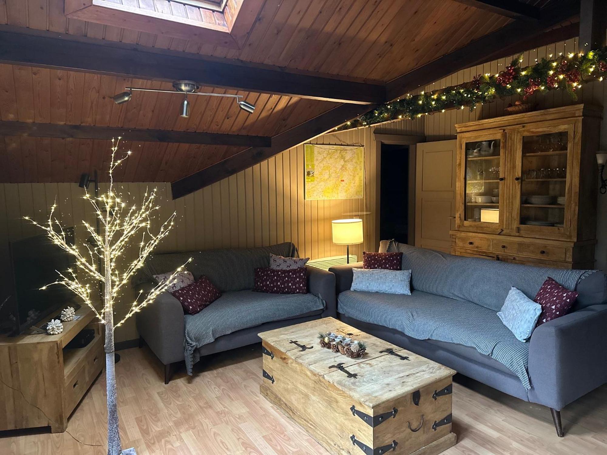 Chalet Four Seasons 杜柏 外观 照片