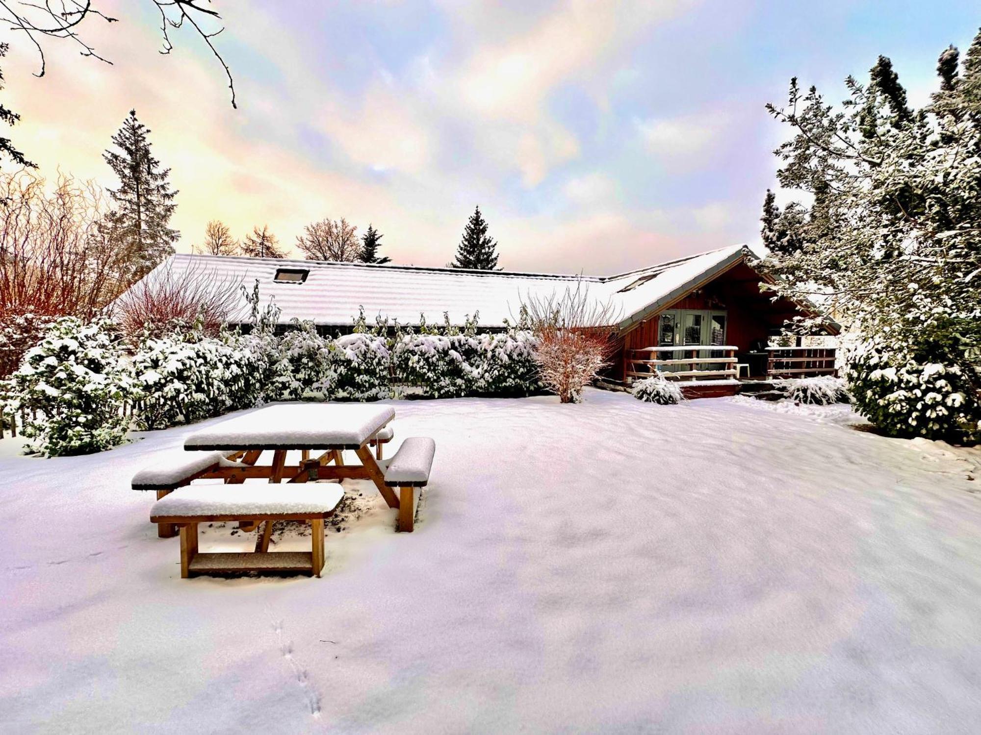 Chalet Four Seasons 杜柏 外观 照片